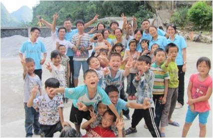 ��h������W(xu��)���������Є�(d��ng)���F(tu��n)�(du��)֧�̵��c(di��n)�ǏV���ό����Rɽ�h��կ�l(xi��ng)¡��С�W(xu��)��7��18��������?y��u)麢�ӂ��e�k��Ȥζ�\(y��n)��(d��ng)��(hu��)������������K������^�ӣ�����������(xi��ng)Ŀ����(ch��ng)��ʮ�֟��ҡ��\(y��n)��(d��ng)��(hu��)��Ļ����֧���(du��)�c���ӂ��_�ĺ�Ӱ��