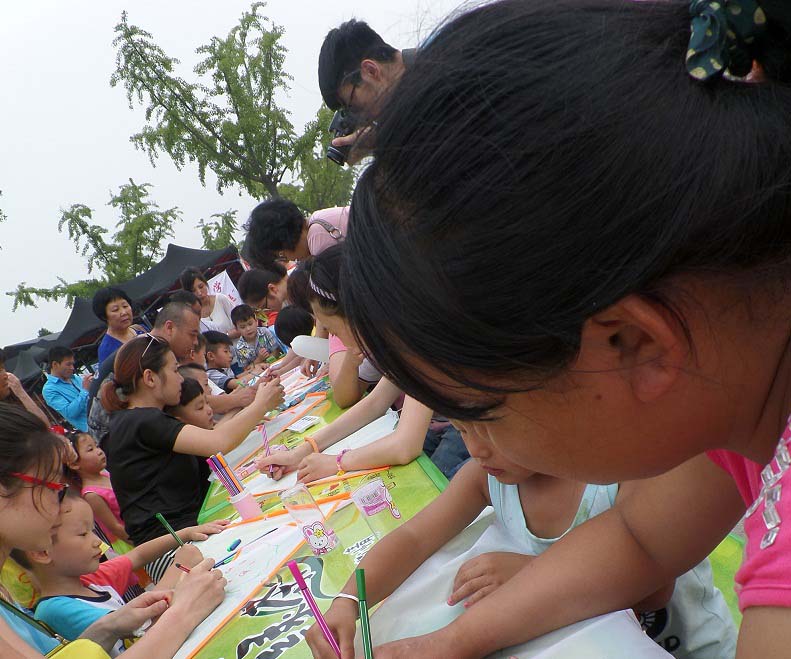 �I�����@С���Ѽ����L(zh��ng)�����L(f��ng)�~���L�����������Լ��ĭh(hu��n)�����Z��