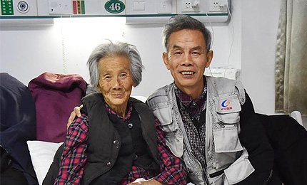 �ϋ���(zh��n)���˲�ħ�ҵ��ϋ���һ��(g��)ƽ������ͨ���r(n��ng)��DŮ����������������һ��(g��)�����ւ����ĸ�H���mȻ�w���ಡ�����s���҂��ֵ����5�˶����B(y��ng)�L����˳��˼������ҵ�ӡ�����ϋ�һ݅���ڄڡ���(ji��)����������һ݅���c���o�����cͬ���˲�����Ů���ٶ��Ѻ���̎��2017�꣬���ɴ�ס�M(j��n)�t(y��)Ժ����������������Ը����(zh��n)�ٲ�ħ���܉��~�^90�q��ٚq�M(j��n)܊����Ԕ��(x��)�� 