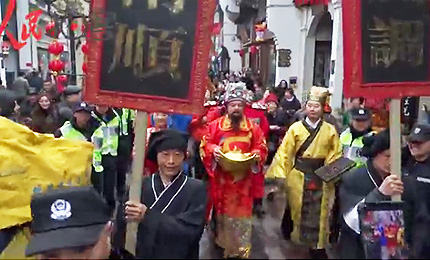 ҕ�l�������ӭؔ(c��i)�� ������_��������������ݺӷ��֚vʷ�օ^(q��)��ӭ����һ��һ�ȵ�ӭؔ(c��i)��c�´����(d��ng)���mȻ������С��������׌���������οͺúõ��_����һ�ء���Ԕ��(x��)�� 