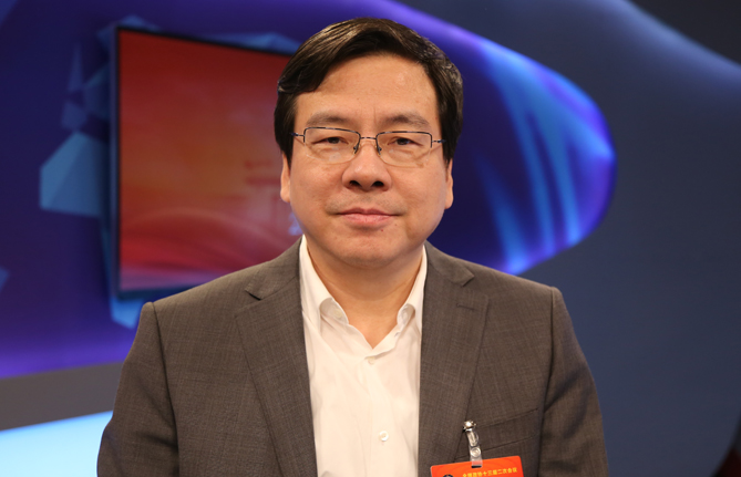 全國(guó)政協(xié)委員、湖南省政協(xié)副主席張?。杭ぐl(fā)民營(yíng)經(jīng)濟(jì)發(fā)展新動(dòng)能