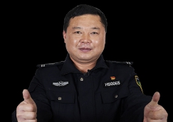 全國人大代表、黃山“守松人”